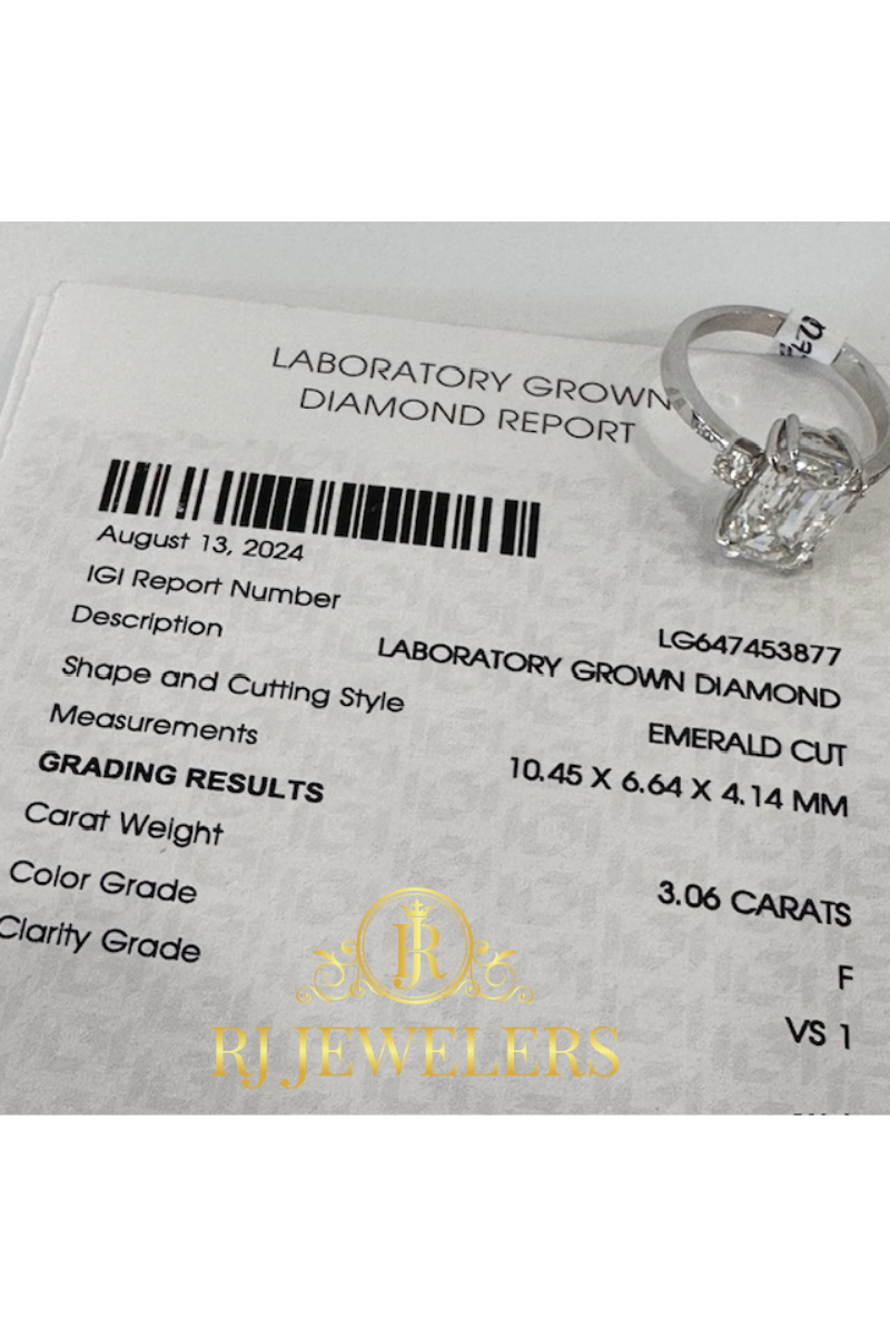 Picture of budget engagement ring IGI certified diamond
