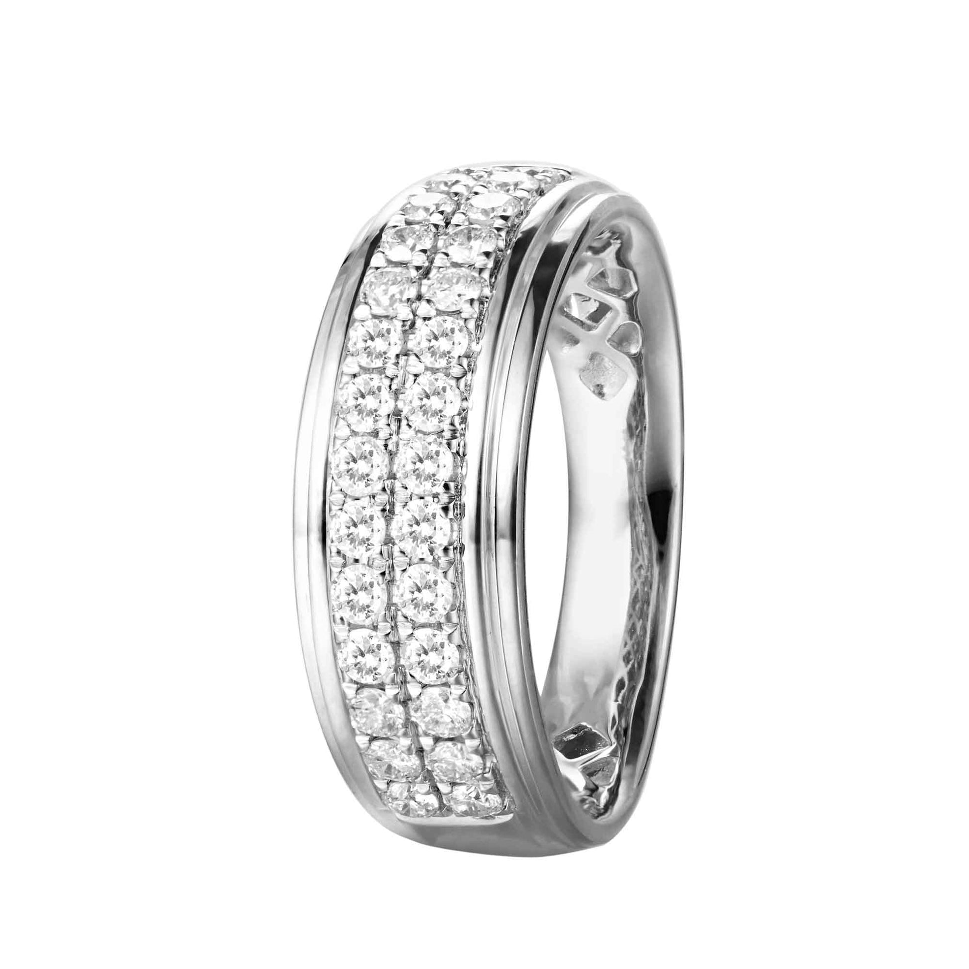 0.6 CTW Diamond Men's Band white gold