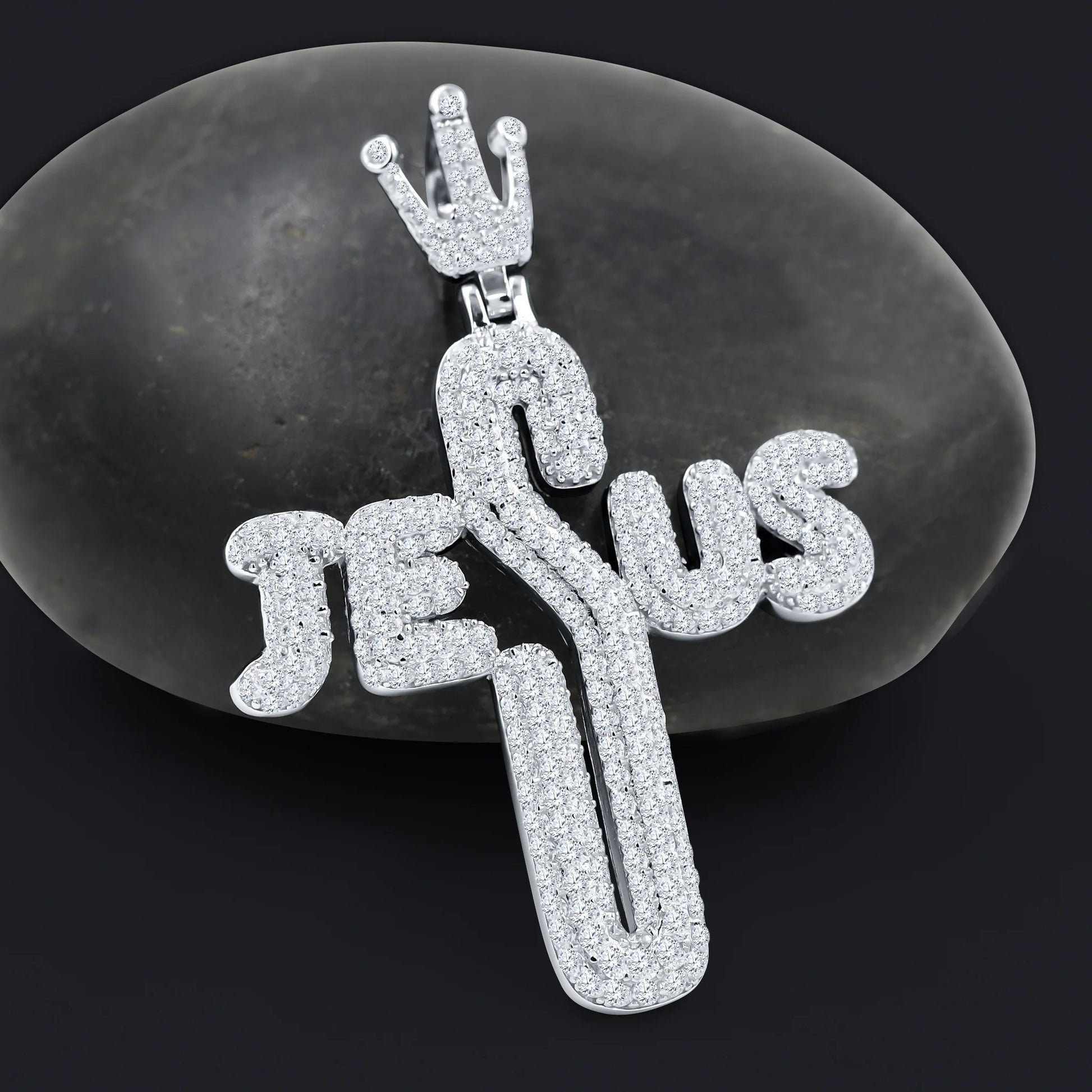 jesus Pendant moissanite silver 
