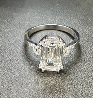 Emerald Cut Engagement Ring in white gold