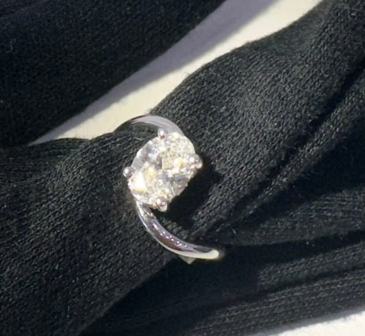 1 CT certified lab diamond engagement ring
