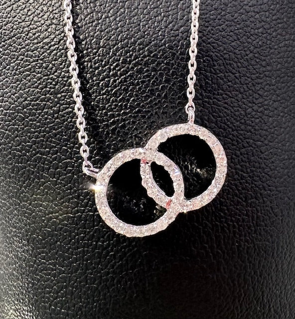 Natural Diamond Linked Circles Necklace in white gold