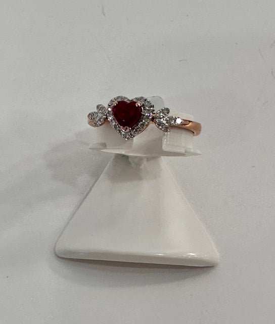 Natural diamond and ruby heart ring