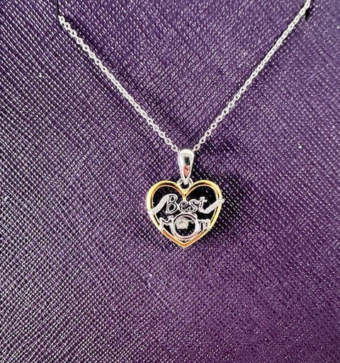 Best mom pendant