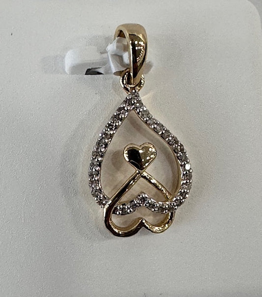 Diamond heart pendant swinging hearts