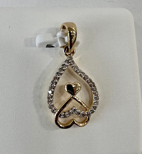 Natural diamond and gold pendant swinging hearts